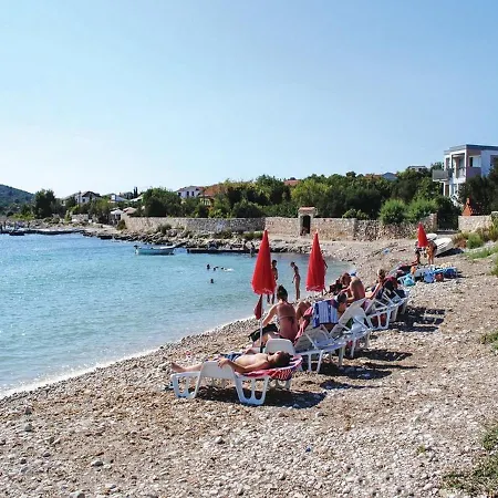 Pinia Villa *
